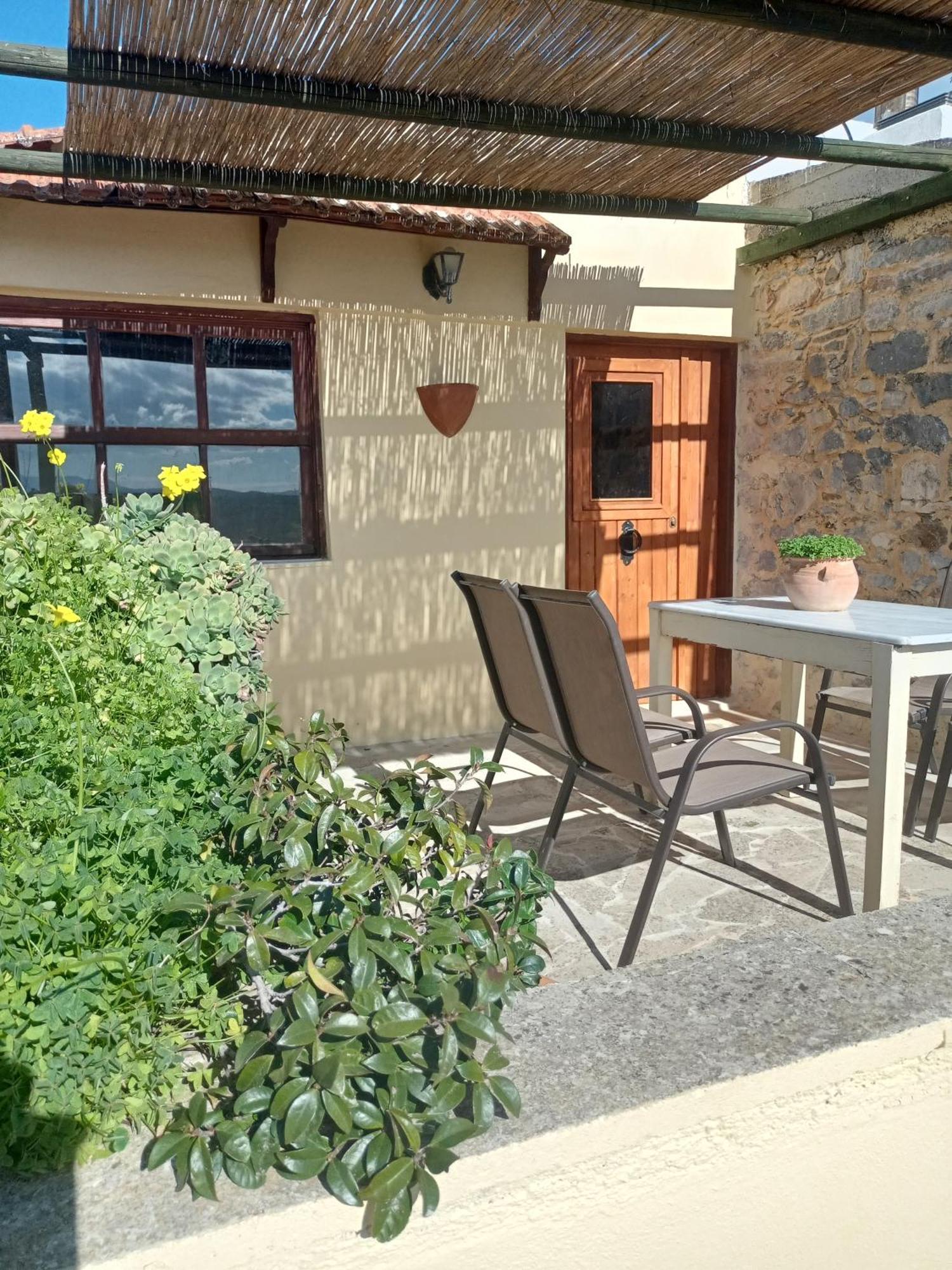 Agrotourism Traditional Apartment *